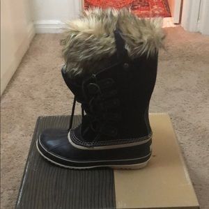 NWT Sorel Joan of Arctic Snow Boots